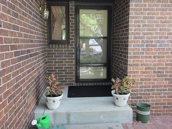 3rd image of 7801 Stockwell St
