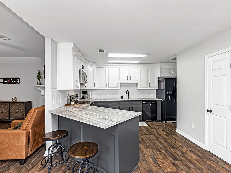 3437 Myrtle Grove Dr — Photo 18