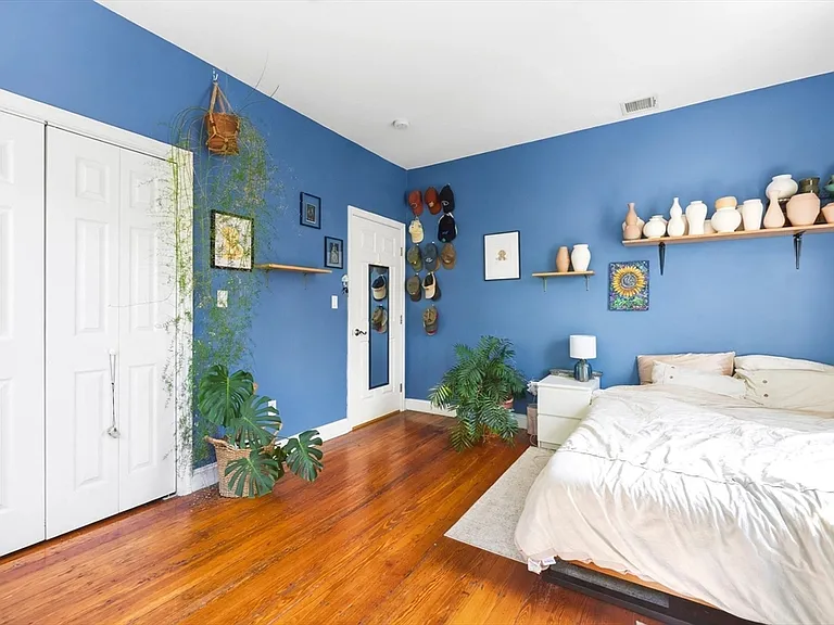 84 Line St #2 — Photo 11