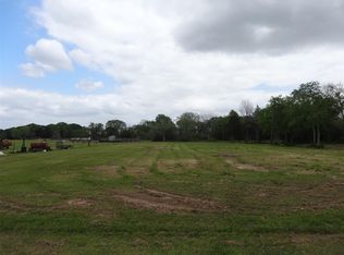 148 4th St, Hempstead, TX 77445