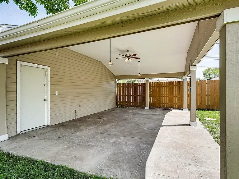 3258 Holly St — Photo 21