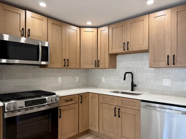 96 Miller Ave, Portsmouth, NH