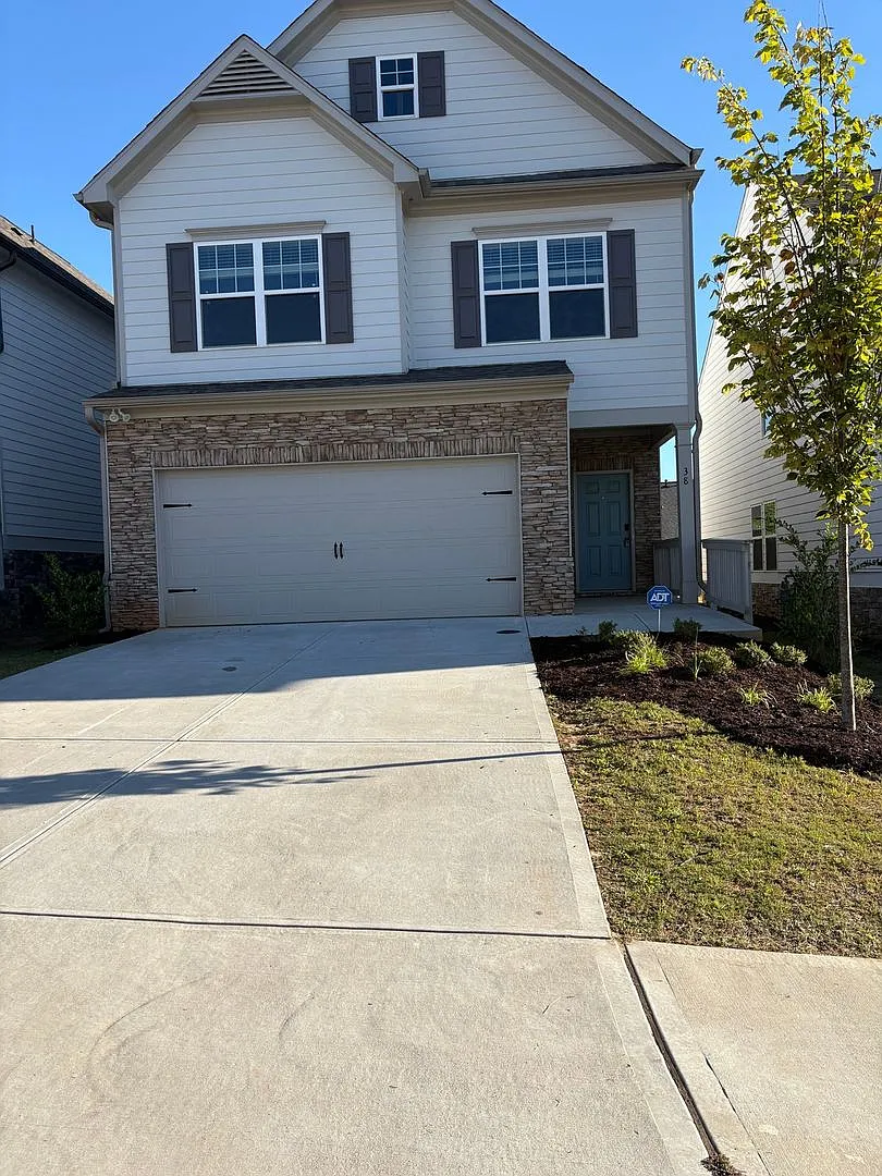 Charming 3BR House in Dawsonville — Photo 1
