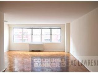 903 8th Ave, New York, NY 10019