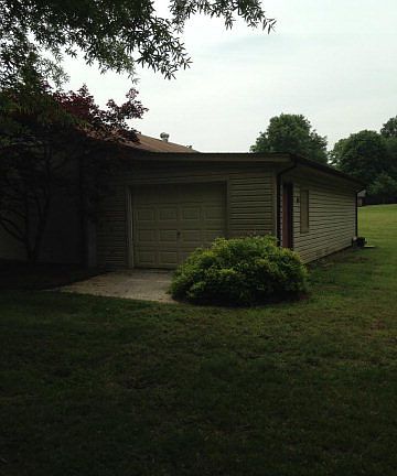 4th image of 651 Jackson Hts