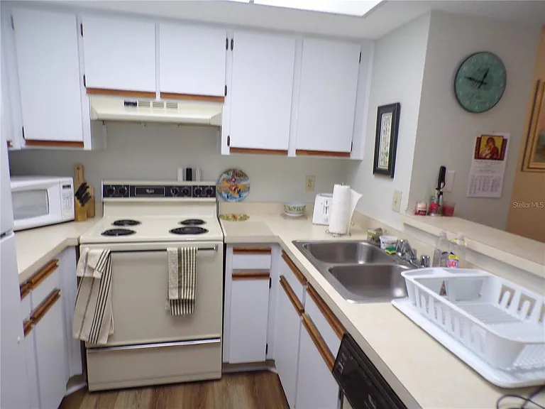 19505 Quesada Ave #C207 — Photo 8