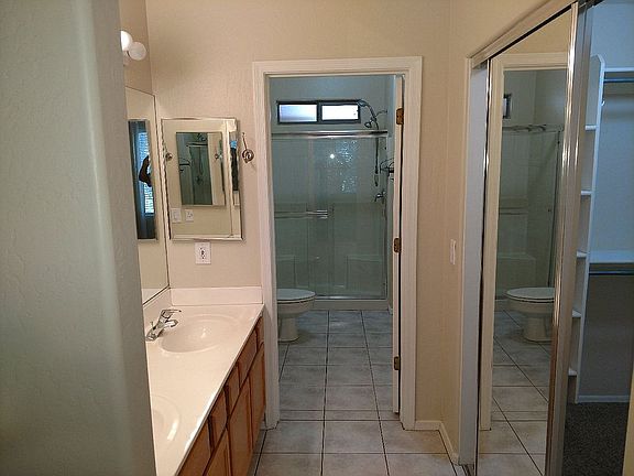 Master bath and walkin close