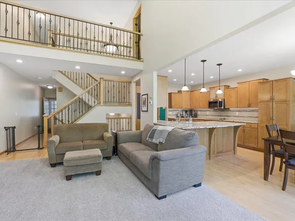 15595 Cherry Path, Rosemount, MN 55068
