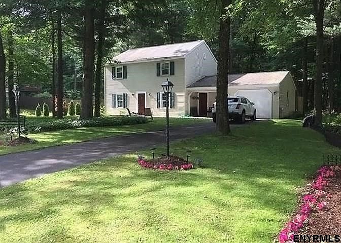 3 Bedrooms, 1.5 Baths, 1 Car Garage, 95 x 160 lot