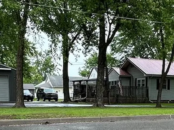 430 S Livingston St, Brookfield, MO 64628