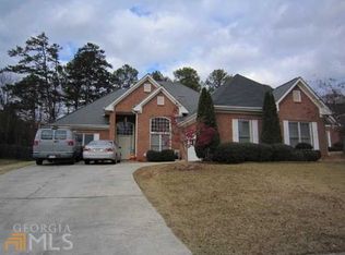 1375 Home Place Dr, Lawrenceville, GA 30043
