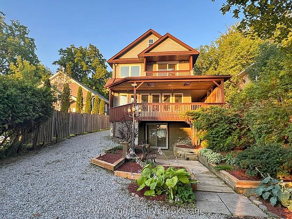 2nd image of 127 Lake Dr N