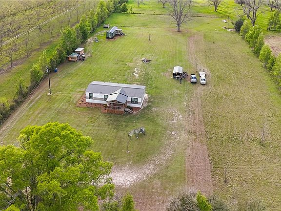 2nd image of 4106 Old Screven Rd
