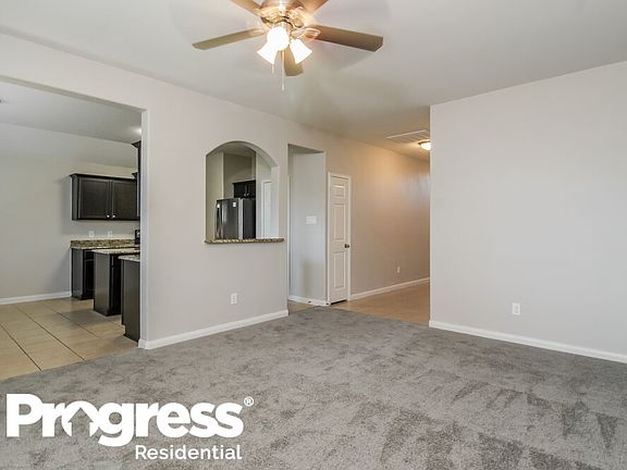 4th image of 2716 Aspen Dr