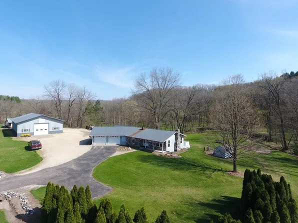 59557 Old Highway 60 Pr #Du, Prairie Du Chien, WI 53821