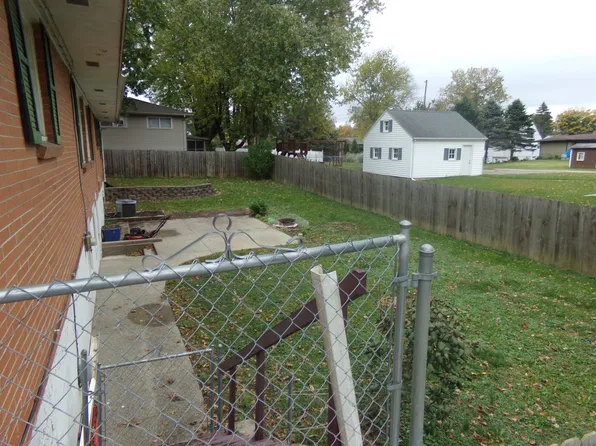 376 N 30th St, Newark, OH 43055
