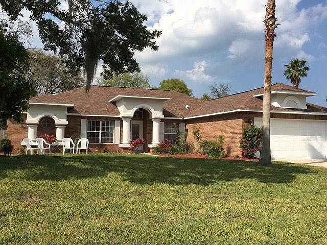 157 Seaside Cir. Front View