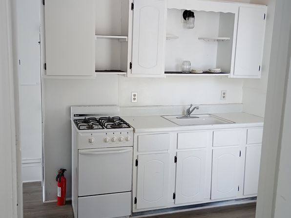 217 W State St APT 1