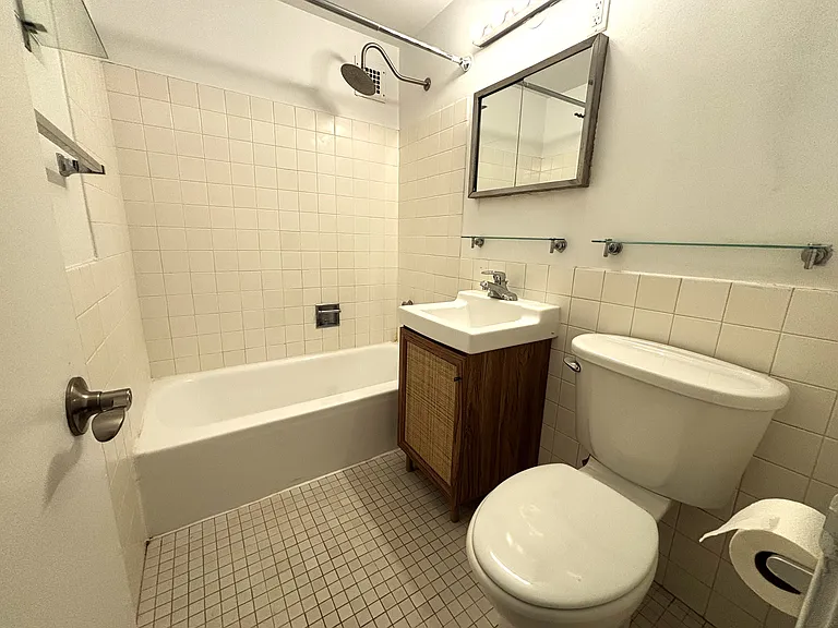 1301 Delaware Ave SW #N512 — Photo 15