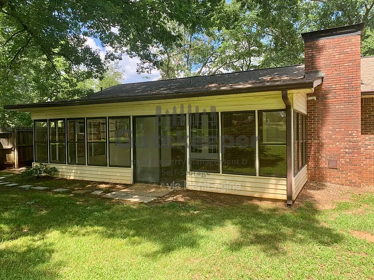 216 Ginger Cake Rd — Photo 2