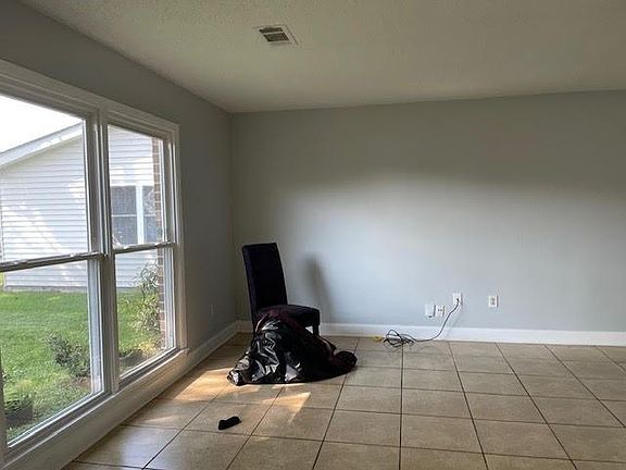 3rd image of 3817 Nathan Kornman Dr