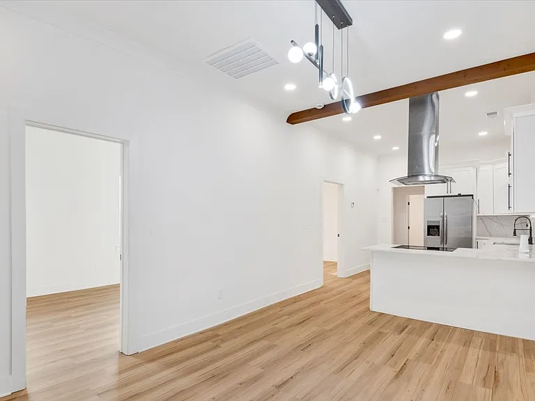 4404 5th Ave S — Photo 11