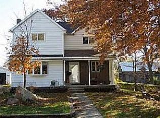 1018 N Chestnut St, Kewanee, IL 61443