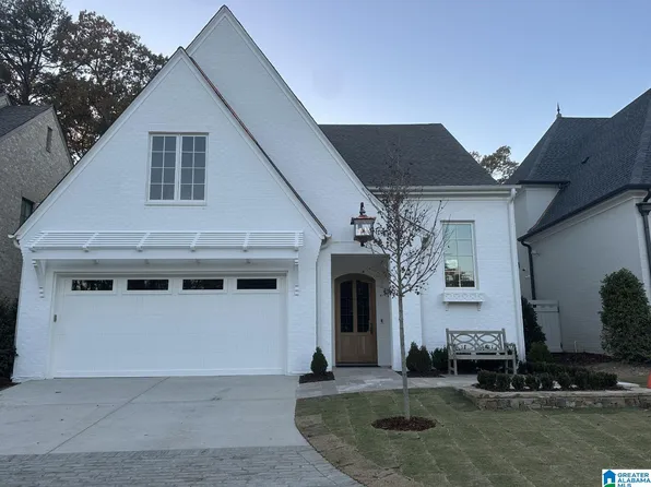 1487 Knollwood Ct, Birmingham, AL 35243