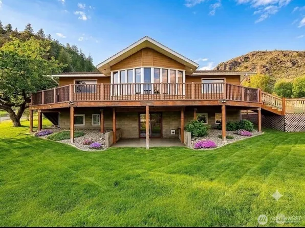 9 C Rose Street, Oroville, WA 98844
