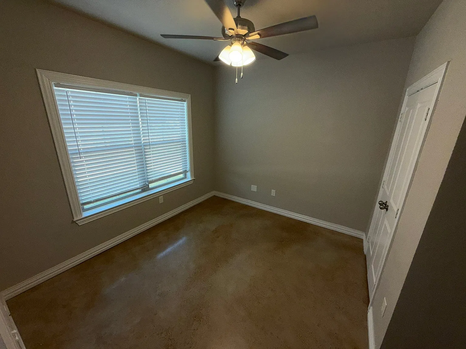2435 Briar Hollow Drive — Photo 3