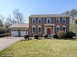 8919 Magnolia Ridge Rd, Fairfax Station, VA 22039