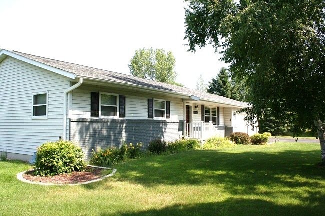 1st image of 1451 Ashwood Dr