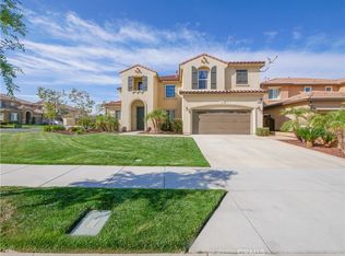 7506 Sanctuary Dr, Corona, CA 92883