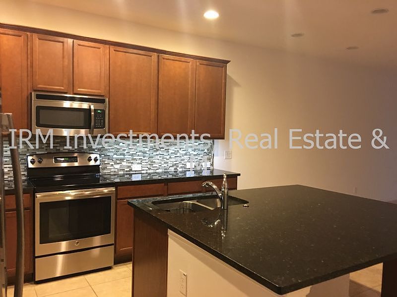 2nd image of 11456 Center Lake Dr