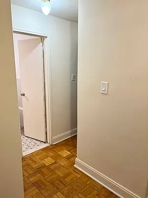 Rented by Compass | media 14