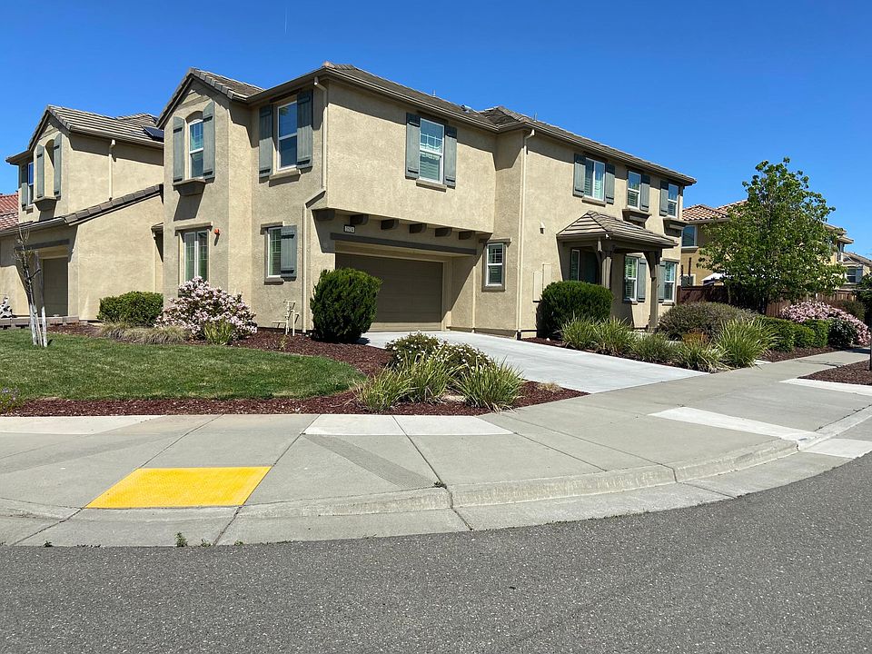 1st image of 2524 Walker Dr