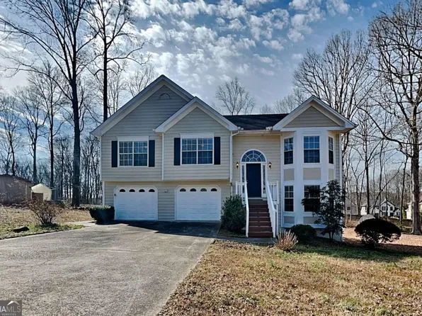 1550 Royale Castle Dr, Lawrenceville, GA 30043