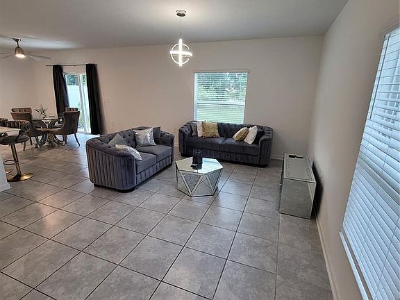 3rd image of 577 Bell Prairie Cir