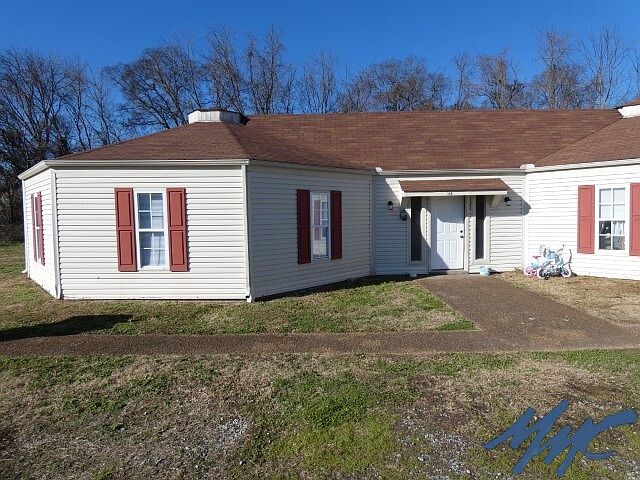 1st image of 380 Creekwood Ct #A