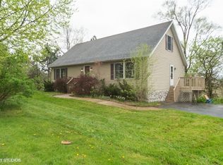 5073 Walsh Dr, Brighton, MI 48114