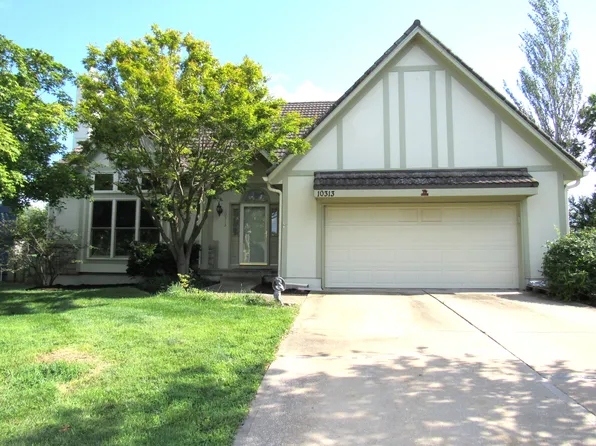10313 W 131st St, Overland Park, KS 66213