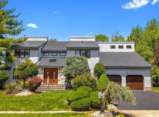 8 Bobbi Jean Ave, Edison, NJ