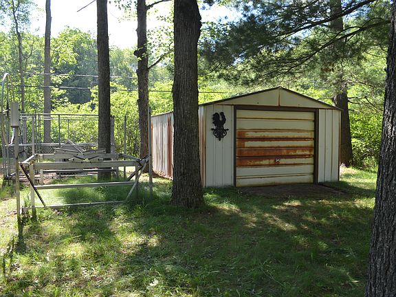 dry garage-full cement floor