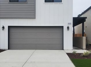 2875 Dorset St #52, Tulare, CA