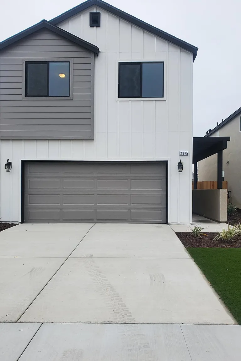 2875 Dorset St #52 photo 1