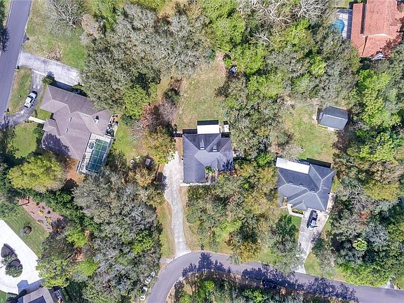 5th image of 74 Pine Forest Dr