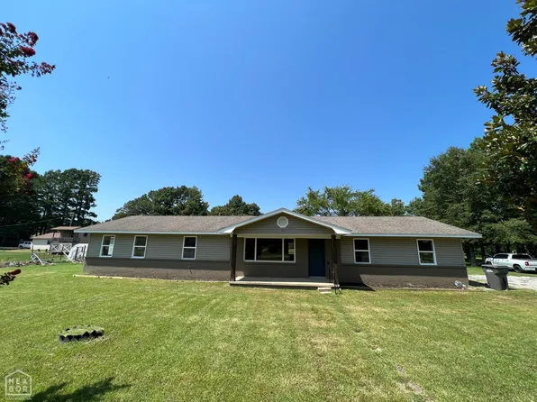 3216 Horseshoe Trl, Jonesboro, AR 72404