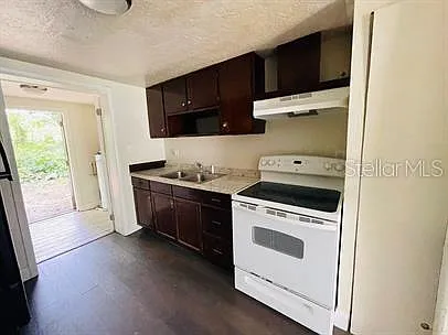 2200 SE 46th Ter #2200 — Photo 10