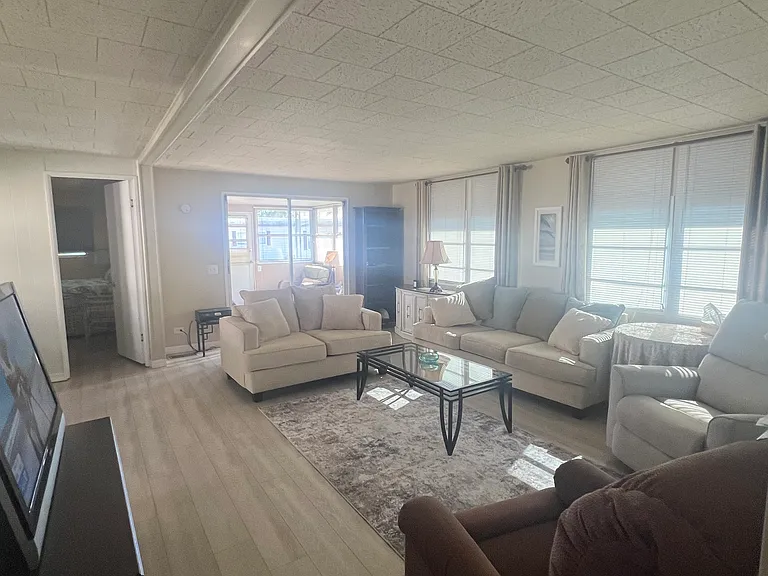 1100 Belcher Rd S #397 — Photo 4