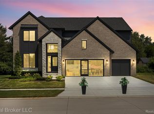 35683 Kilkenny Dr, New Baltimore, MI